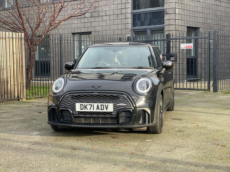 View MINI HATCH 1.5 Cooper Sport Euro 6 (s/s) 3dr