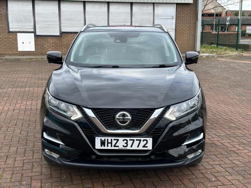 View NISSAN QASHQAI 1.5 dCi N-Connecta Euro 6 (s/s) 5dr