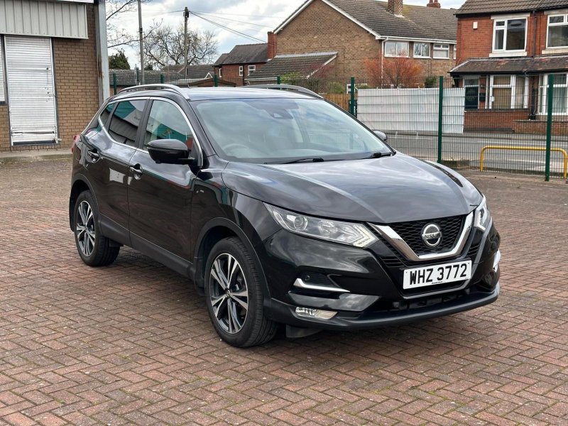 View NISSAN QASHQAI 1.5 dCi N-Connecta Euro 6 (s/s) 5dr