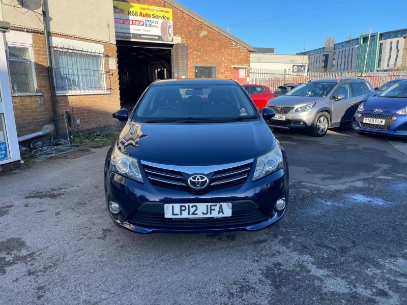 View TOYOTA AVENSIS 1.8 V-Matic TR Euro 5 4dr
