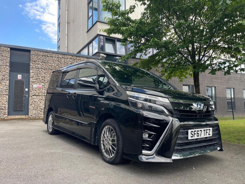 View TOYOTA NOAH 
